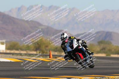 media/Nov-06-2022-SoCal Trackdays (Sun) [[208d2ccc26]]/Turn 14 (930am)/